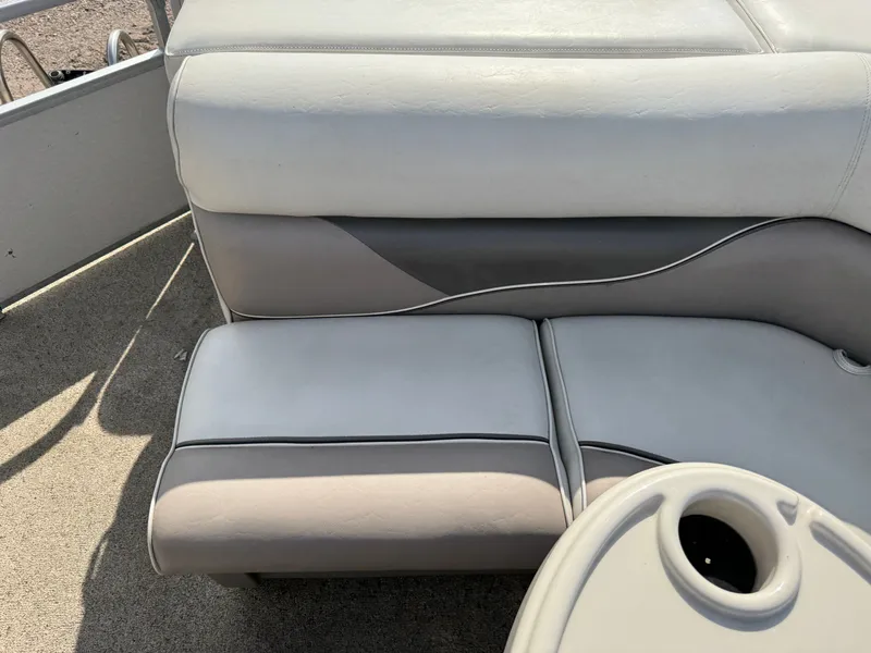 Slide: The Image of Premier 220 Sunspree pontoon 2009 - 32