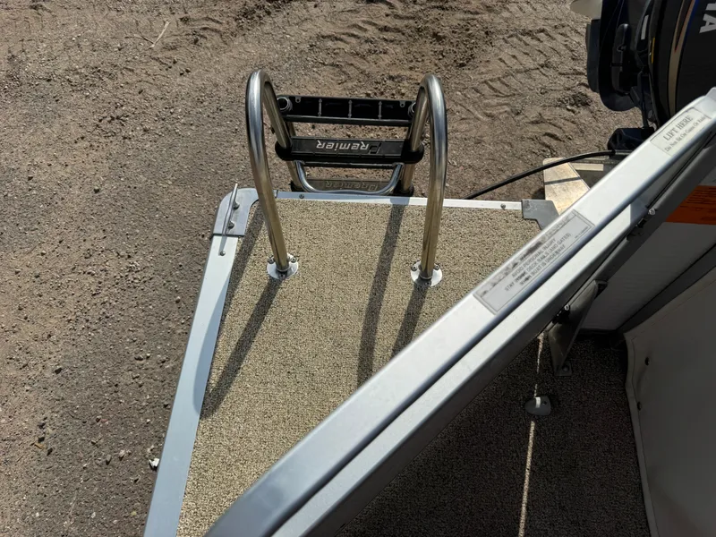 Slide: The Image of Premier 220 Sunspree pontoon 2009 - 38