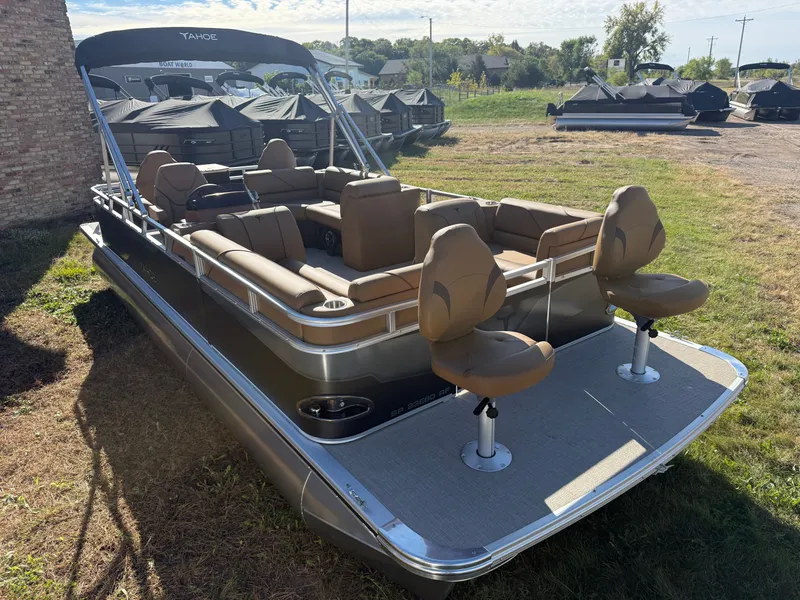 Slide: The Image of Tahoe Sport 23E80 Fish & Cruise Pontoon & Honda 4-Stroke EFI 2026 - 46