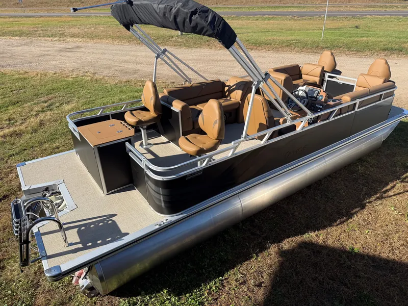 Slide: The Image of Tahoe Sport 23E80 Fish & Cruise Pontoon & Honda 4-Stroke EFI 2026 - 8