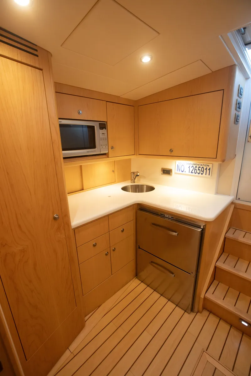 Slide: The Image of Ocean Yachts 37 Billfish 2016 - 14