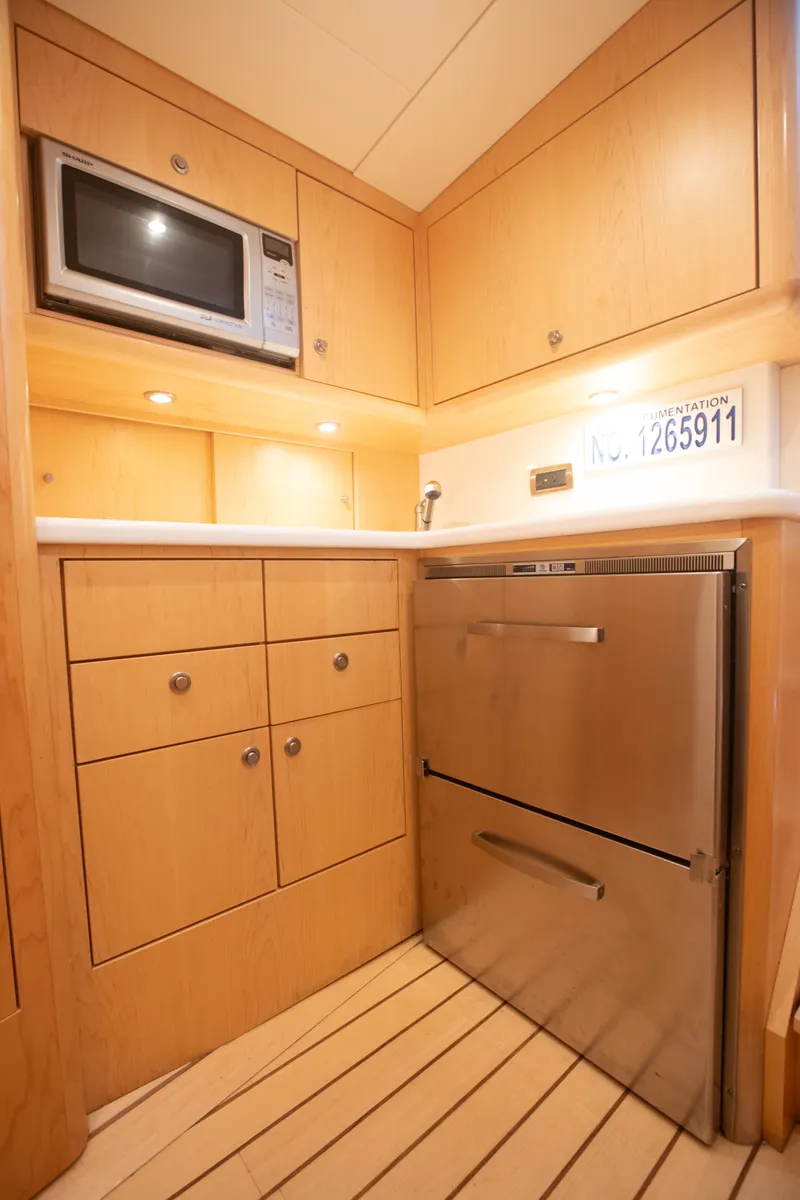 Slide: The Image of Ocean Yachts 37 Billfish 2016 - 20