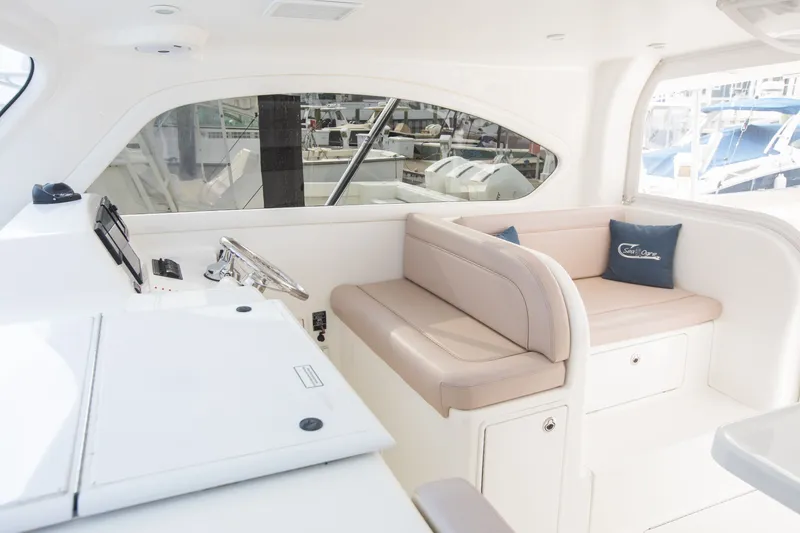 Slide: The Image of Ocean Yachts 37 Billfish 2016 - 28