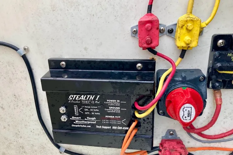 Slide: The Image of Electrical system components on a 2007 Action Craft Coastal Bay 2310 boat. - 28