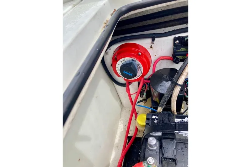 Slide: The Image of 2007 Action Craft Coastal Bay 2310 boat battery switch and wiring setup. - 41