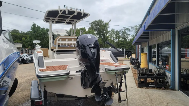 Slide: The Image of Bayliner Trophy T20CC 2023 - 3