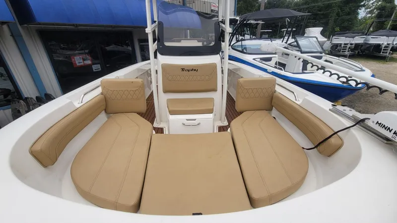 Slide: The Image of Bayliner Trophy T20CC 2023 - 4