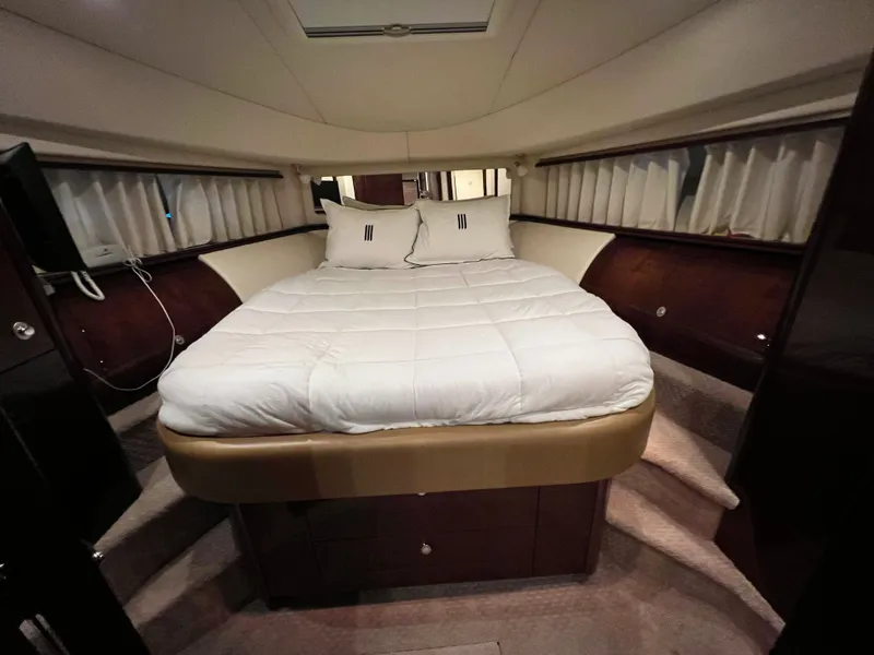 Slide: The Image of Sea Ray 58 Sedan Bridge 2009 - 24