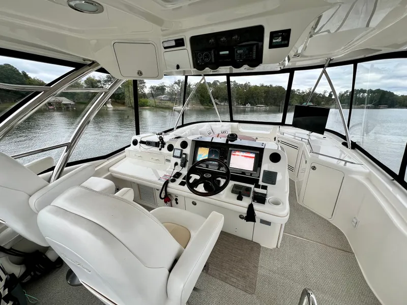 Slide: The Image of Sea Ray 58 Sedan Bridge 2009 - 35