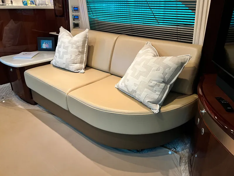 Slide: The Image of Sea Ray 58 Sedan Bridge 2009 - 6