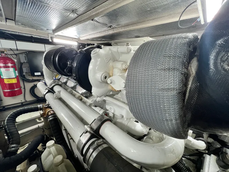 Slide: The Image of Sea Ray 58 Sedan Bridge 2009 - 61