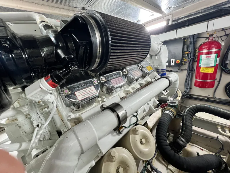 Slide: The Image of Sea Ray 58 Sedan Bridge 2009 - 62