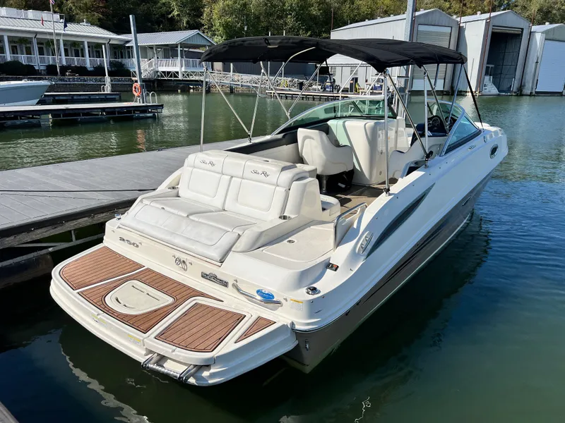 Slide: The Image of Sea Ray 260 Sundeck 2014 - 4