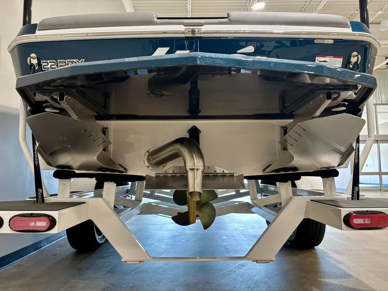 Slide: The Image of Tigé 22RZX 2025 - 35