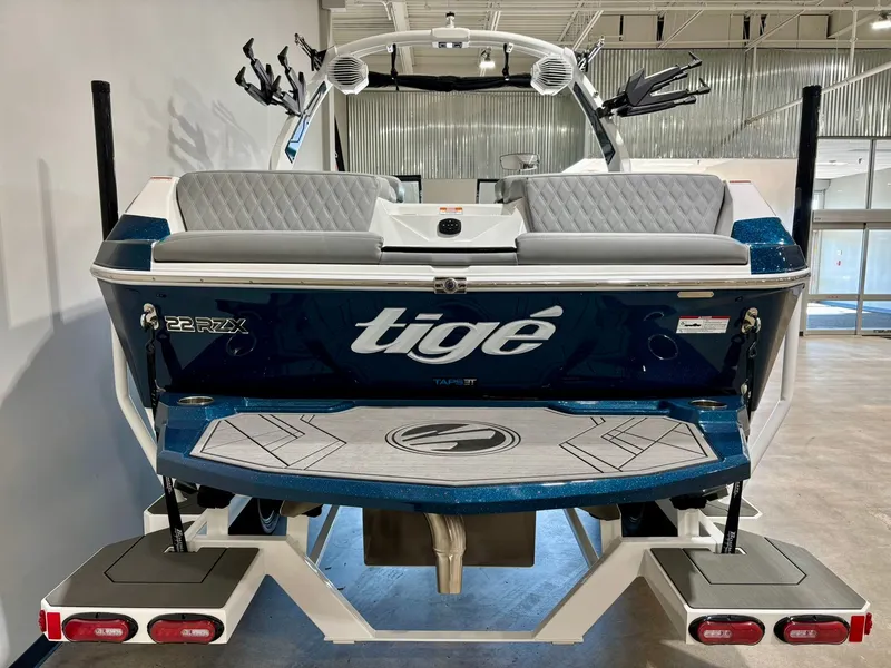 Slide: The Image of Tigé 22RZX 2025 - 36