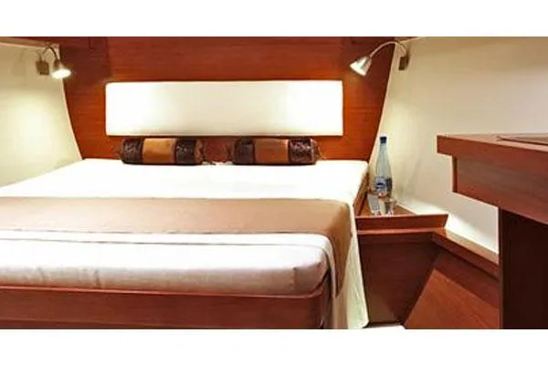 Slide: The Image of Manufacturer Provided Image - 15