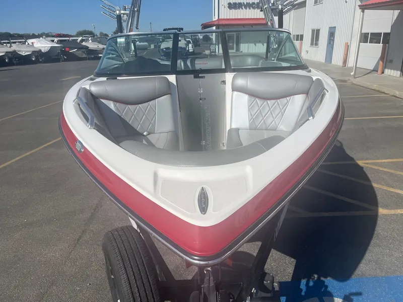 Slide: The Image of MasterCraft X10 2014 - 12