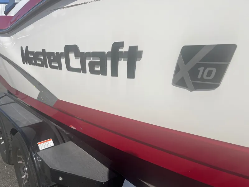 Slide: The Image of MasterCraft X10 2014 - 14