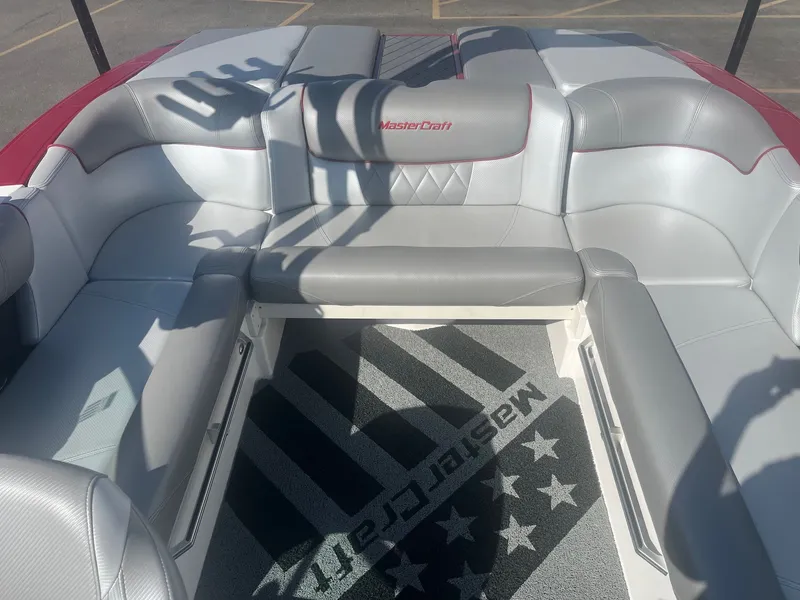 Slide: The Image of MasterCraft X10 2014 - 19