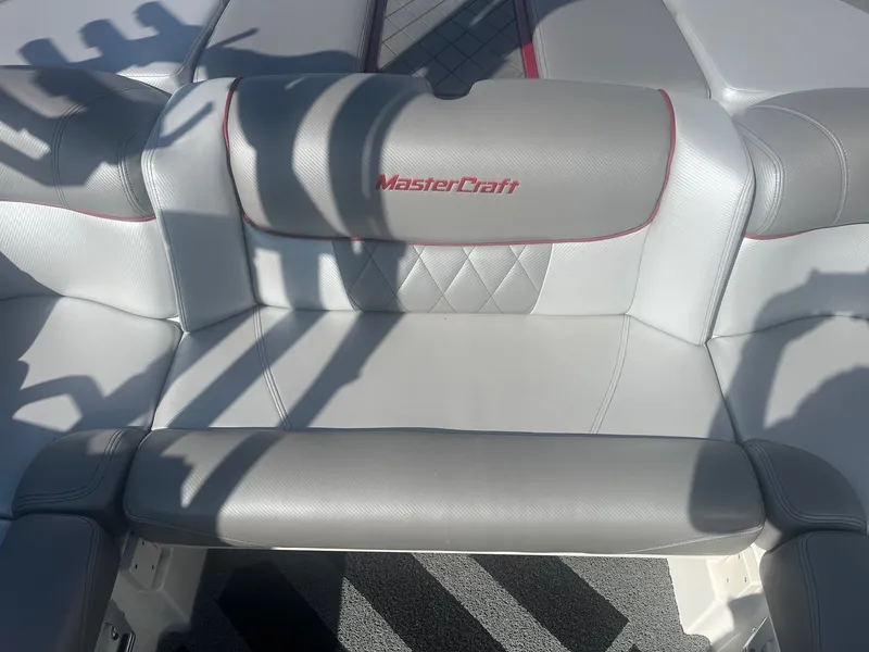 Slide: The Image of MasterCraft X10 2014 - 22