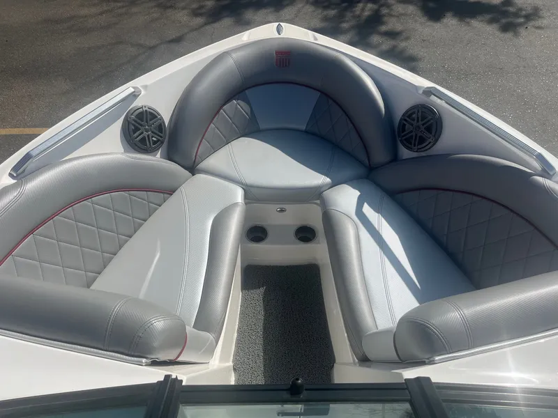 Slide: The Image of MasterCraft X10 2014 - 31
