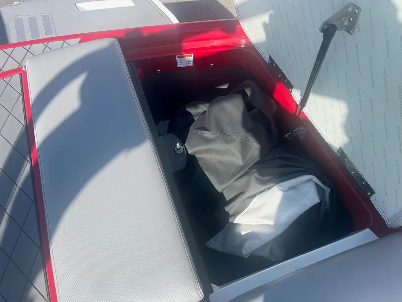 Slide: The Image of MasterCraft X10 2014 - 34