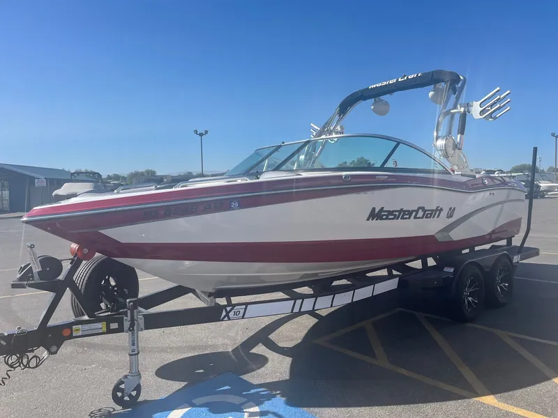 Slide: The Image of MasterCraft X10 2014 - 9