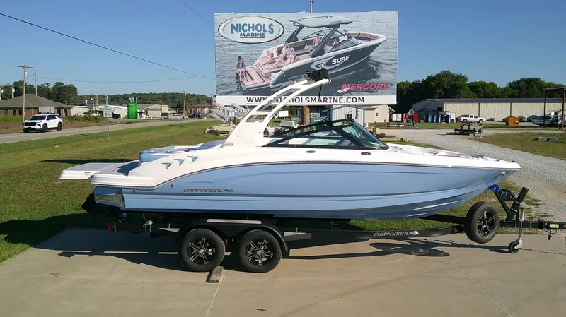 The Image of Chaparral GTS 3 2026 - 1