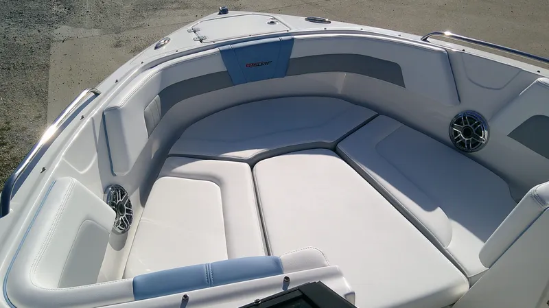 Slide: The Image of Chaparral GTS 3 2026 - 15