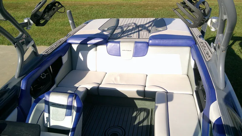 Slide: The Image of Nautique Sport Nautique 200 2015 - 13