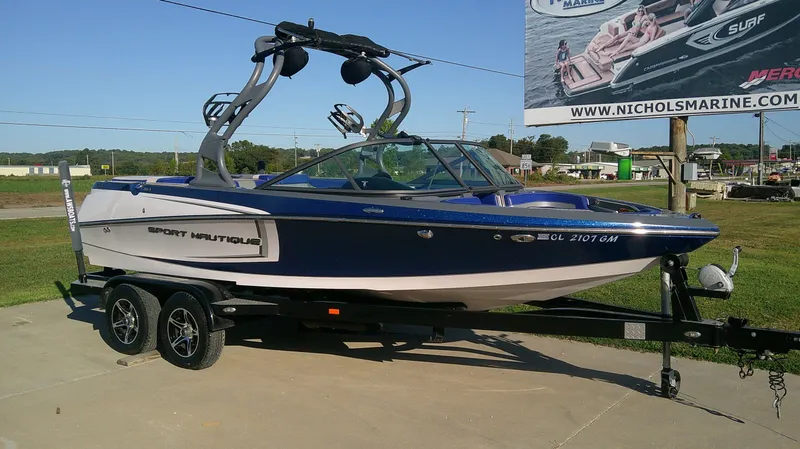 Slide: The Image of Nautique Sport Nautique 200 2015 - 3