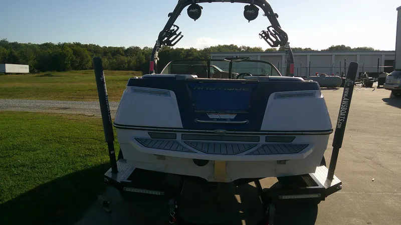 Slide: The Image of Nautique Sport Nautique 200 2015 - 5