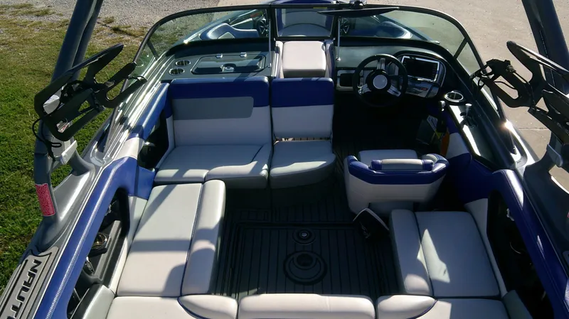 Slide: The Image of Nautique Sport Nautique 200 2015 - 7