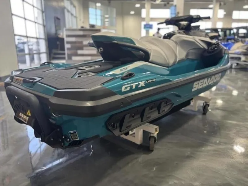 Slide: The Image of Sea-Doo GTX Limited 325 2026 - 7