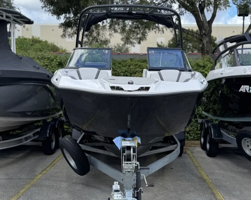 Slide: The Image of Yamaha AR250 2026 - 1