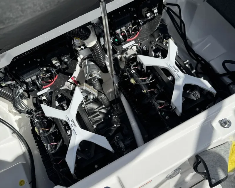 Slide: The Image of Yamaha AR250 2026 - 18