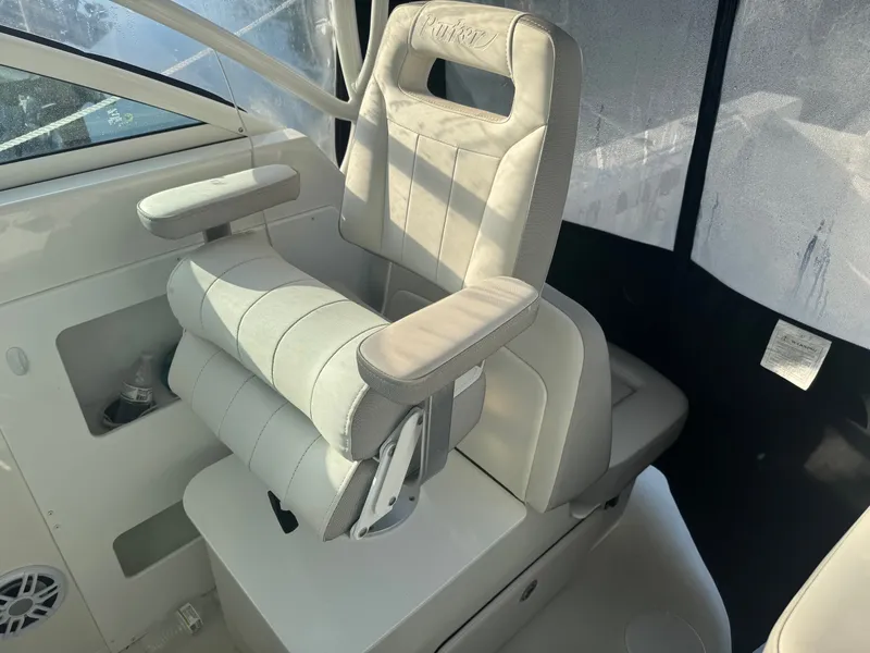 Slide: The Image of Parker Marine 2510 Xld 2021 - 7