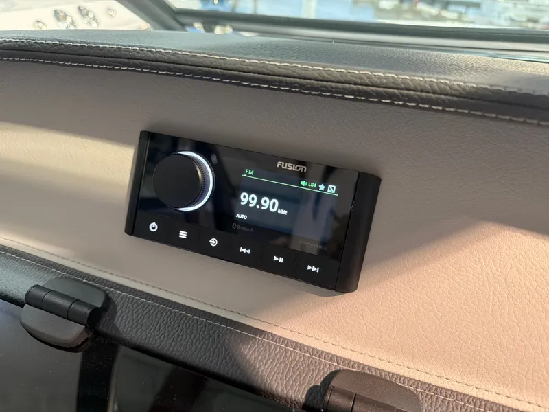 Slide: The Image of Regal LS4 Surf 2026 - 10