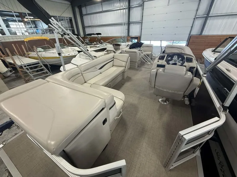 Slide: The Image of Bennington 22 SSLX 2016 - 7