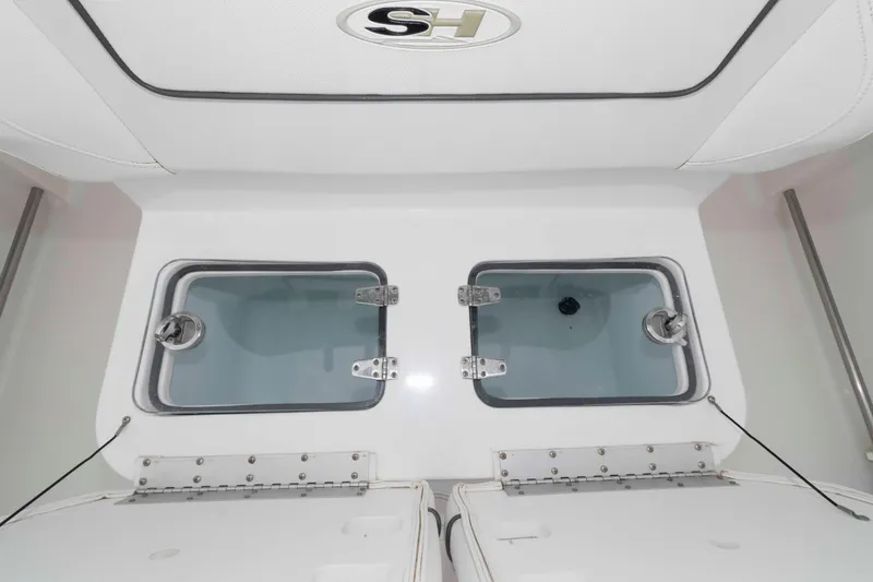 Slide: The Image of 2017 Sea Hunt Gamefish 27 Coffin Box with dual livewells and SH logo. - 17