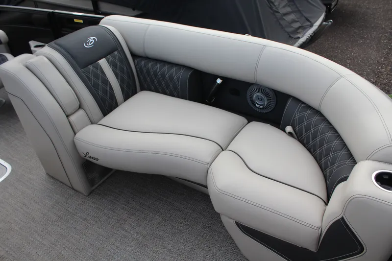 Slide: The Image of Barletta Lusso 23UCA 2026 - 12