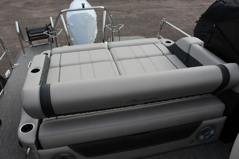 Slide: The Image of Barletta Lusso 23UCA 2026 - 17