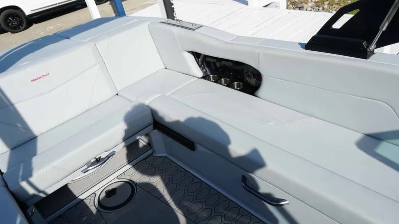 Slide: The Image of MasterCraft NXT24 2023 - 27