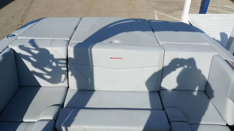 Slide: The Image of MasterCraft NXT24 2023 - 30