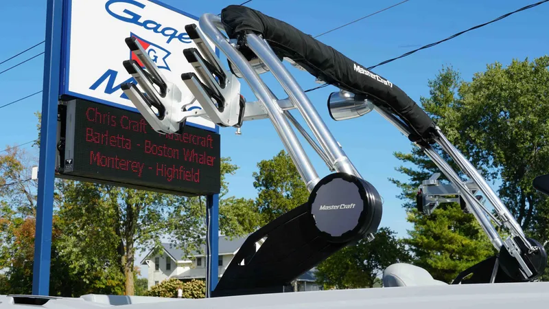 Slide: The Image of MasterCraft NXT24 2023 - 43