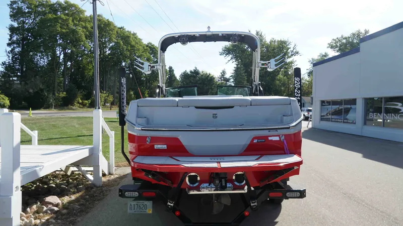 Slide: The Image of MasterCraft NXT24 2023 - 5