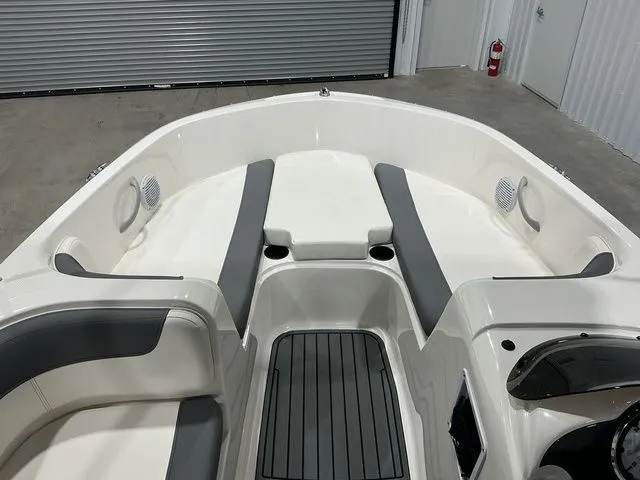 Slide: The Image of Bayliner Element E18 115HP 2022 - 13