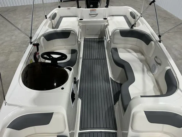 Slide: The Image of Bayliner Element E18 115HP 2022 - 14