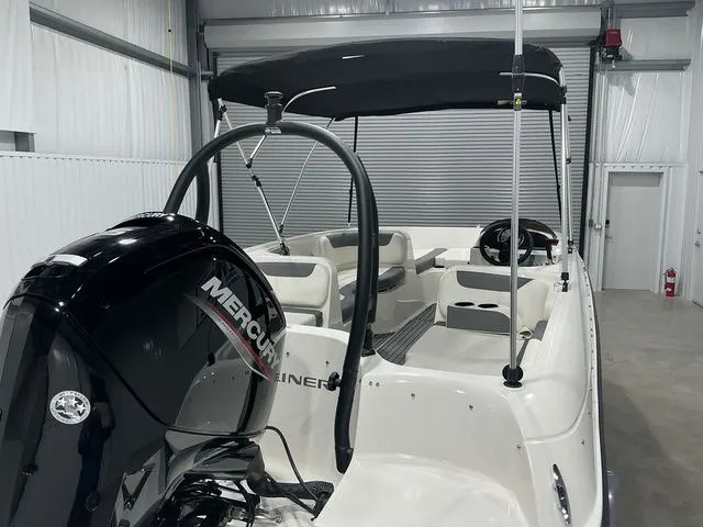 Slide: The Image of Bayliner Element E18 115HP 2022 - 9