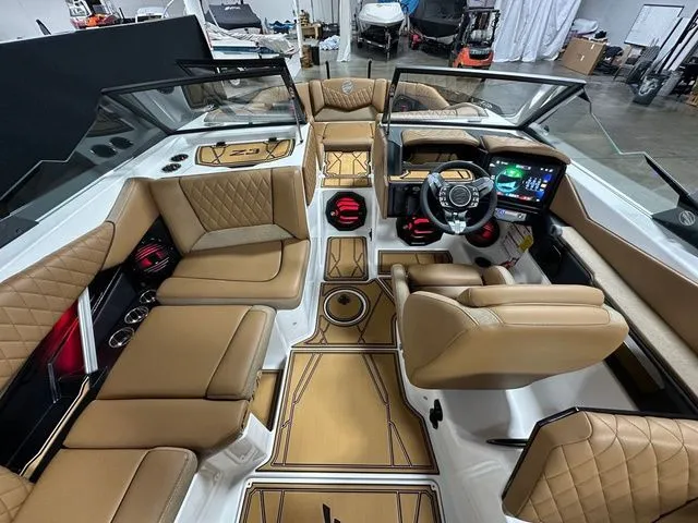 Slide: The Image of Tigé Z3 2026 - 10